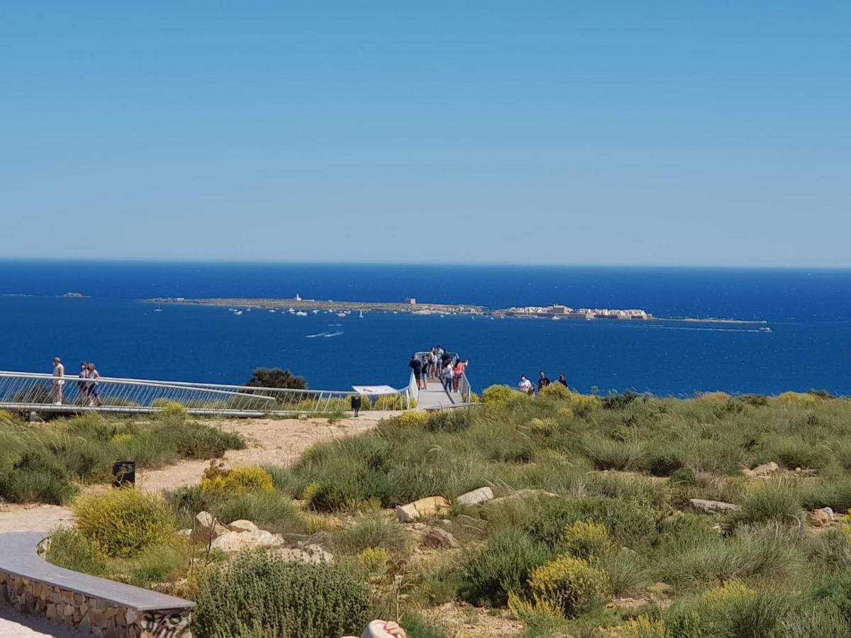 アレナレス・デル・ソルArenales Sol Y Playa Galatea Iアパートメント エクステリア 写真